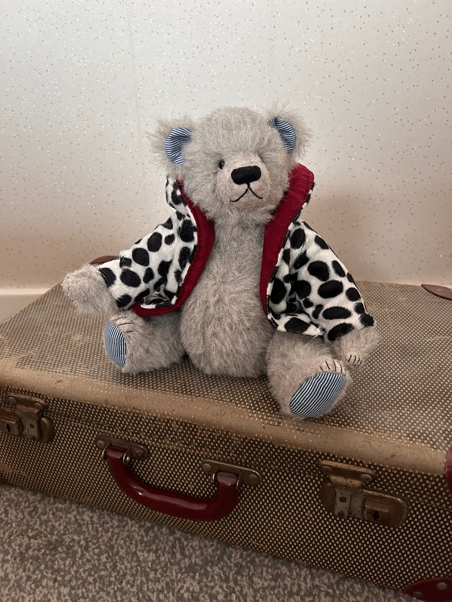 Aran - Handmade Grey Alpaca Artist Bear 30cm