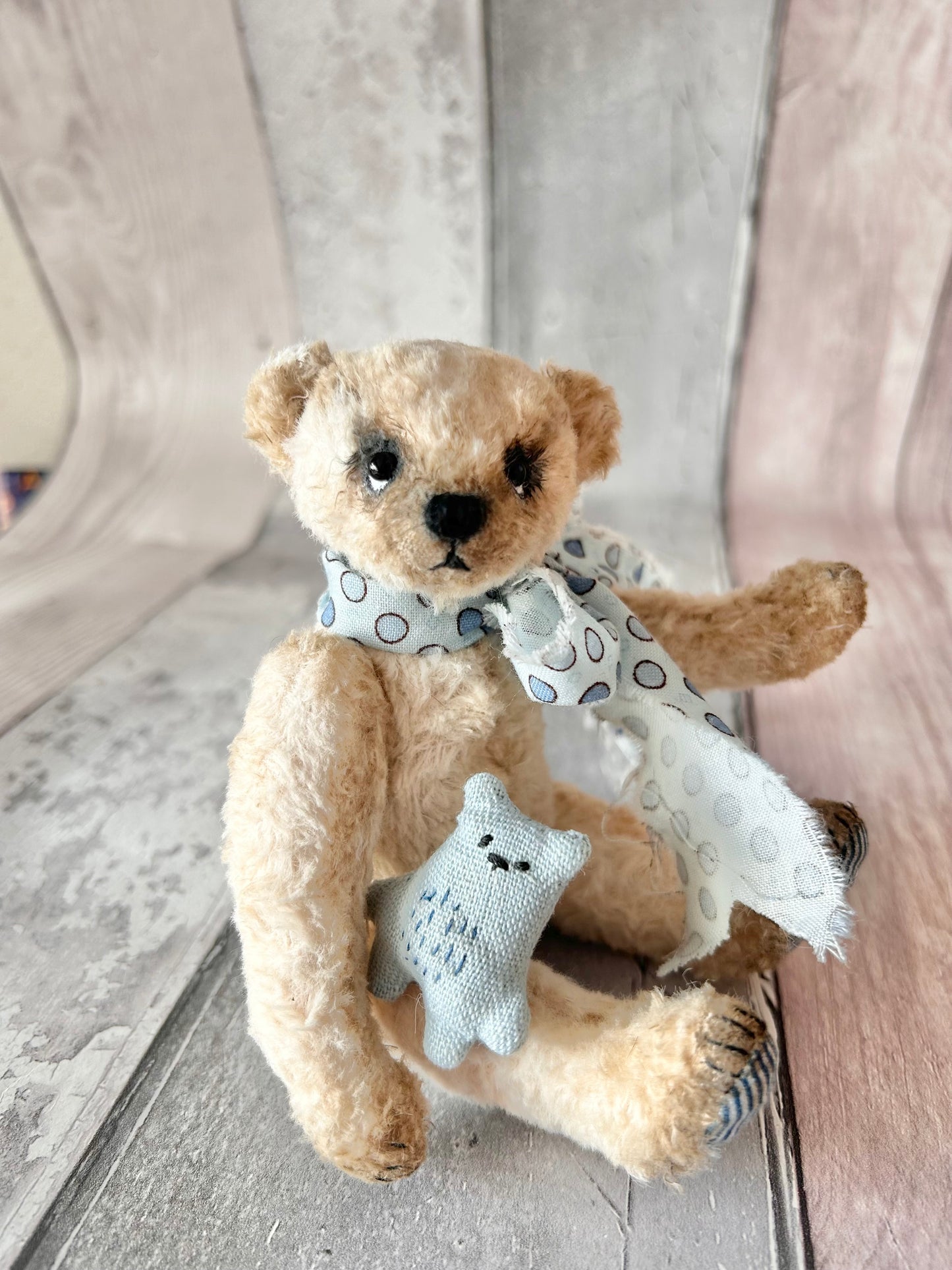 Handmade White Mohair Artist Bear 18cm