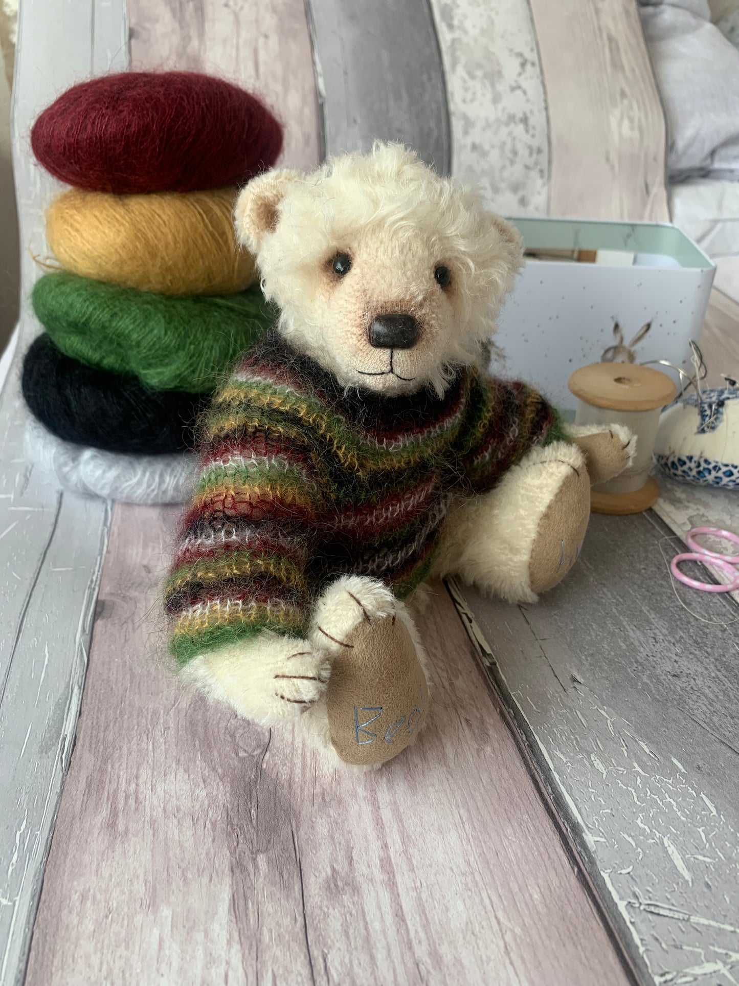 Handmade white Mohair Artist Bear 21cm